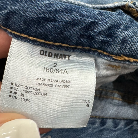 Old Navy Shorts - Picture 4 of 7
